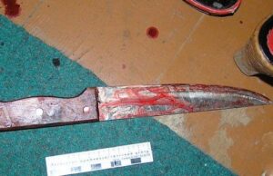 2,5 года за удар ножом в живот получил житель Кызыл-Озека Пьянка в Горно-Алтайске закончилась кровопролитием: потерпевший не сразу понял, что ранен