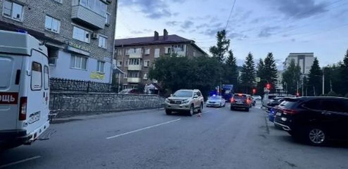 Шестилетний мальчик попал под колеса «Крузера» в Горно-Алтайске