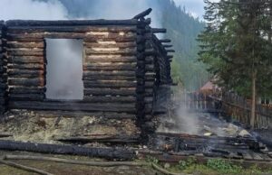 На пожаре в Саратане погиб мужчина На пожаре в Саратане погиб мужчина