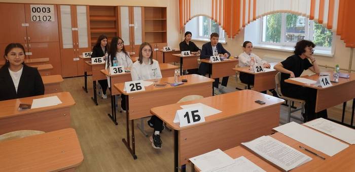 330 выпускников пересдали ЕГЭ в Республике Алтай