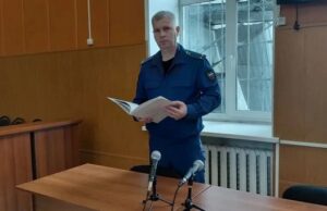 Ударил женщину ножом и угнал автомобиль: рецидивист предстал перед судом в Турочаке Ударил женщину ножом и угнал автомобиль: рецидивист предстал перед судом в Турочаке