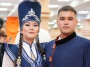 Пара из Республики Алтай поженилась на свадебном фестивале в Москве Пара из Республики Алтай поженилась на свадебном фестивале в Москве