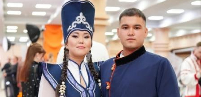 Пара из Республики Алтай поженилась на свадебном фестивале в Москве