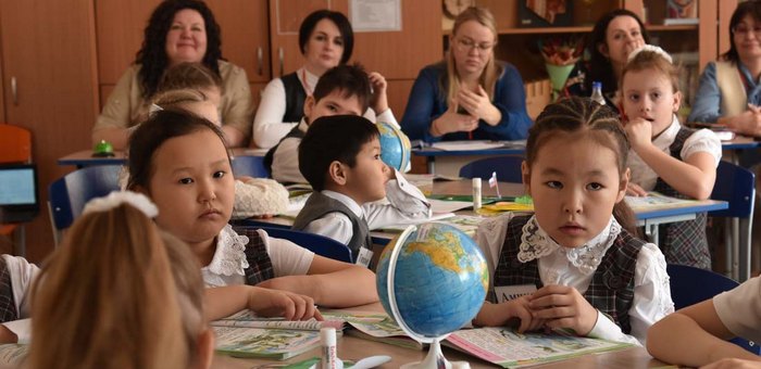 В Республике Алтай определили победителей конкурса «Лучший учитель-2026»