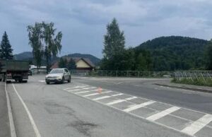КАМАЗ протаранил иномарку в Кызыл-Озеке, пострадала туристка КАМАЗ протаранил иномарку в Кызыл-Озеке, пострадала туристка
