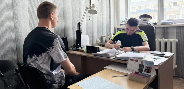 Полицейские задержали мотоциклиста, сбившего женщину в Майме