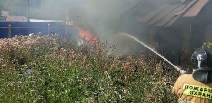 На пожаре в Мараловодке погибла женщина