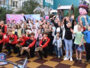В Горно-Алтайске открыли после благоустройства двор по улице Алтайской В Горно-Алтайске открыли после благоустройства двор по улице Алтайской