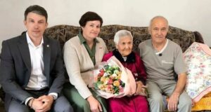 Труженице тыла из Горно-Алтайска исполнилось 102 года Труженице тыла из Горно-Алтайска исполнилось 102 года