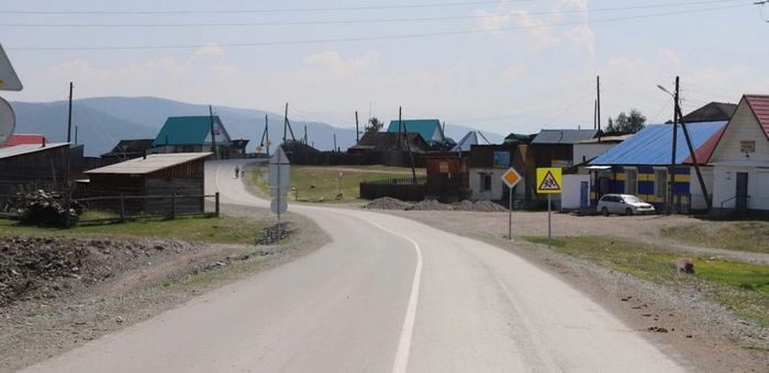 На Алтае приведут в порядок дороги к школам и детсадам