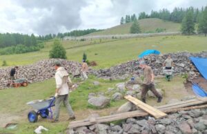 Продолжает реставрация и исследования Пазырыкских курганов