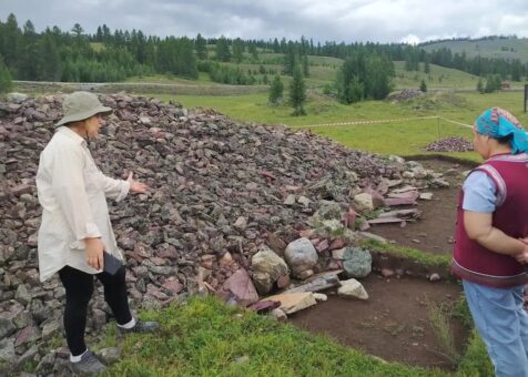Продолжает реставрация и исследования Пазырыкских курганов