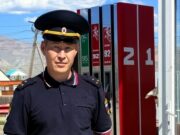 Скрывавшегося от приставов должника по алиментам нашли в очереди за бензином Скрывавшегося от приставов должника по алиментам нашли в очереди за бензином