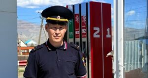 Скрывавшегося от приставов должника по алиментам нашли в очереди за бензином