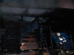 Пожар в Горно-Алтайске: горел дом на улице Пушкина Пожар в Горно-Алтайске: горел дом на улице Пушкина