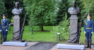 Аллею Героев России заложили в Парке Победы