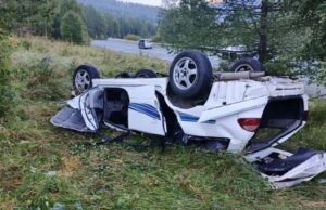Автоледи устроила ДТП, сбежала с места аварии и напилась Автоледи устроила ДТП, сбежала с места аварии и напилась