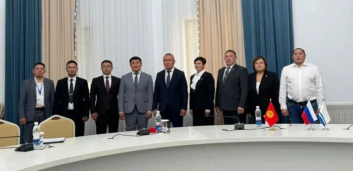 Горно-Алтайск и Каракол стали городами-побратимами