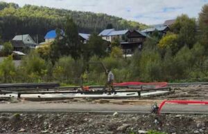 В парке «Бирлик» в Горно-Алтайске монтируют скейт-площадку В парке «Бирлик» в Горно-Алтайске монтируют скейт-площадку