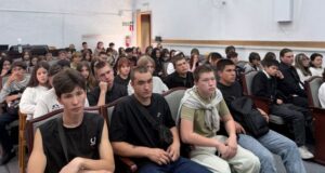 В Горно-Алтайске проводят уроки финансовой грамотности для школьников и студентов