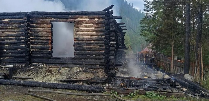 С начала года на пожарах погибли 11 человек