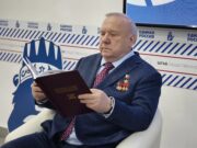 Владимир Шаманов встретился с семьями погибших участников СВО и провел прием граждан photo 2