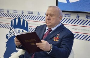 Владимир Шаманов встретился с семьями погибших участников СВО и провел прием граждан photo 2
