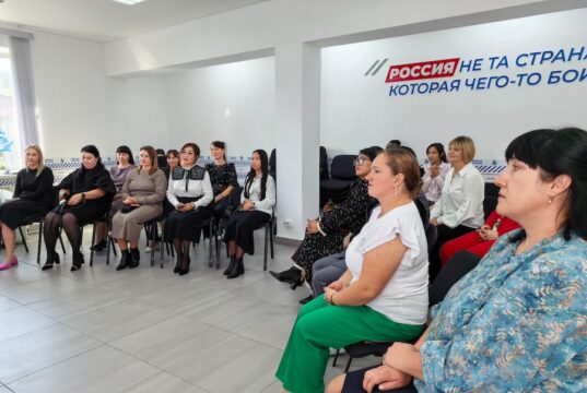 В Горно-Алтайске отметили День воспитателя: «Единая Россия» поздравила дошкольных работников photo 8