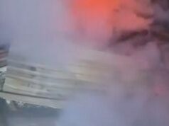 Пожар произошел на улице Дружбы в Горно-Алтайске Пожар произошел на улице Дружбы в Горно-Алтайске