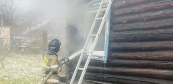 Пожар в Шебалино: горел жилой дом