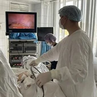 Уникальную лапароскопическую операцию провели в Ресбольнице