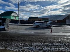 УАЗ и Subaru столкнулись в Улагане: пострадала автоледи