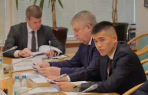 Александр Суразов избран зампредом комитета Госдумы по региональной политике и местному самоуправлению 8765