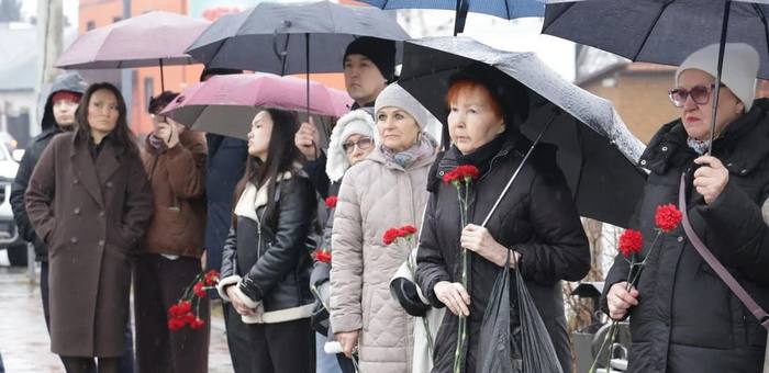 Память жертв политических репрессий почтили в Республике Алтай