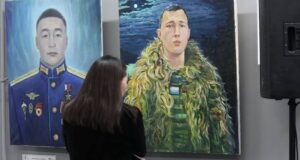 Передвижная выставка «СВОи Герои. Горный Алтай» продолжает работу Передвижная выставка «СВОи Герои. Горный Алтай» продолжает работу