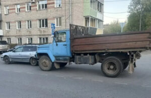 Смертельное ДТП в Горно-Алтайске: погиб водитель грузовика Смертельное ДТП в Горно-Алтайске: погиб водитель грузовика