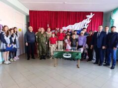 В Верх-Карагуже открыли мемориальные доски и «Парту Героев» в память о земляках, погибших на СВО photo 1